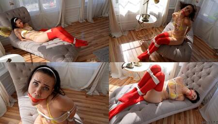 Miinxiiee 2 - Faye Valentine Bikini Bondage