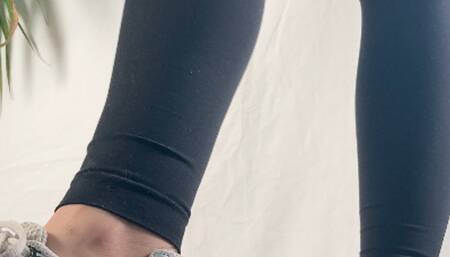 A Shoejob in New Balance 530 Sneakers - Well worn Sneakers crushing the cum out of my slaves cock - 4k Quality - multiedit