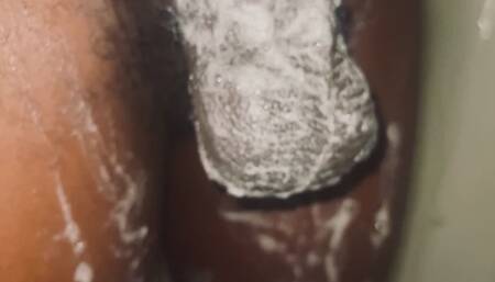 Shower Jerking Uncut BBC