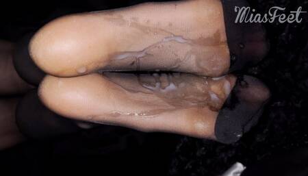 Teen Nylon Footjob Solejob + Extreme multiple Cumshot