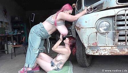 Marie Garage Girls