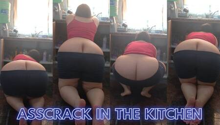 Asscrack In The Kitchen