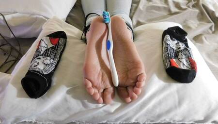 Mistress Sirens Ticklish Finns