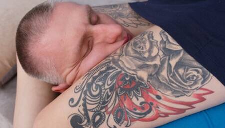 Young blonde with colorful tattoos makes man feel better, g463x (slide show) 2160p