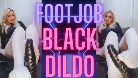 (61) FOOTJOB BLACK DILDO