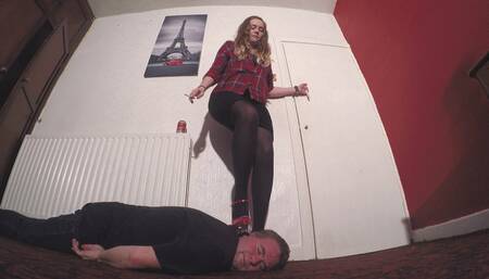 Dancing Sophie 310 FLOOR CAM