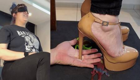 Heather Crushes “Objects” Blindfolded