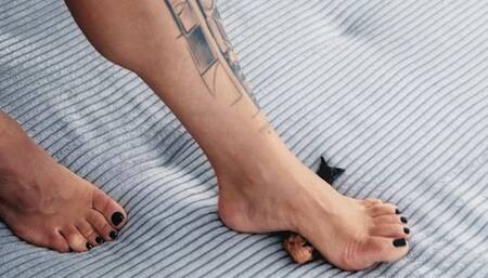 Feet domination - 2k