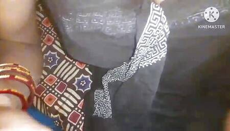 Bhabhi's Hot Video