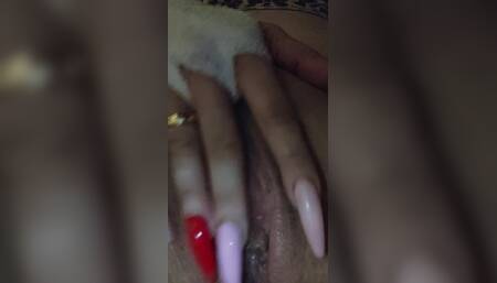 Long Nails and Pussy
