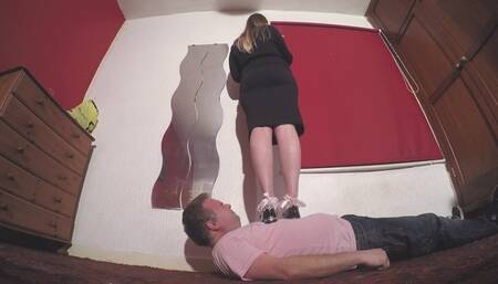 Smoking & Trampling FLOOR CAM