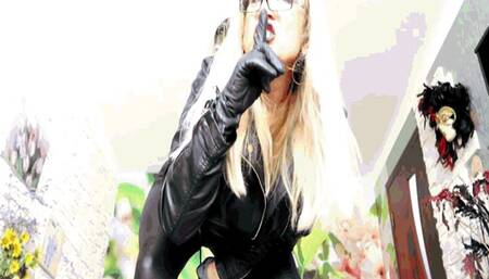 Silently farting in my face 2 WMV (1920x1080) FHD