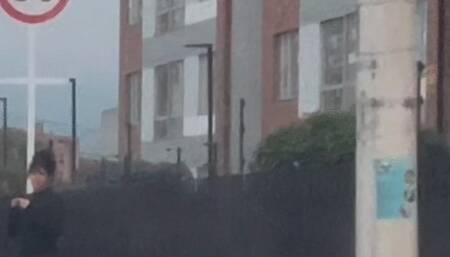 4K Sorry taxi driver but i will pay with shoejob, bj and no comdom sex