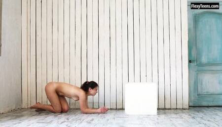 Brunette movie with mysterious Kimber Lee from Flexy Teens