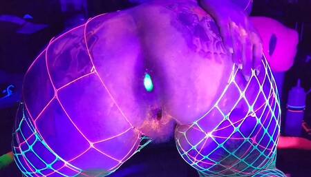Black Light Anal/farting/many Items Used/glow Uv Toys