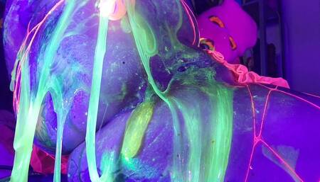 Uv Anal/deepthroat Sloppy Slime Glow Fucking