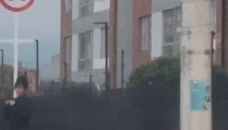 1080P Sorry taxi driver but i pay with shoejob, blowjob and no condom sex inside the car