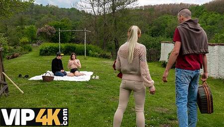 Hunt4k featuring George Uhl's outdoor movie