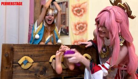 Miss Hina's Little Feet Caught in the Stock (Custom)