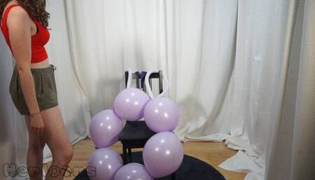Saskia - Balloons? In the white room?