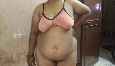 My Sister-in-law Showed Her Breast in a Different Way and Then Showed Her Femininity and Left the Finger Inside