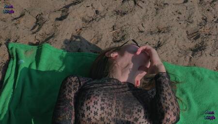 Squirt on the Beach! I Hope No One Saw Me. Asmr