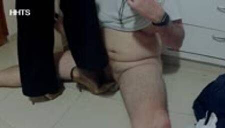 Trampling Only! Fetish counselor session with Goddess Evy and her mean golden jessica simpson pumps!