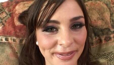 Isabella From England Sucks And Fucks A BBC Dildo! (mp4 sd)