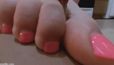 Hall of Cora crush collection VR4K