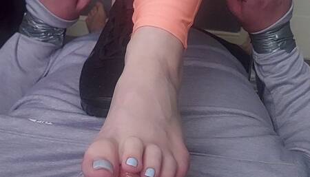 All wrapped up | Foot smelling