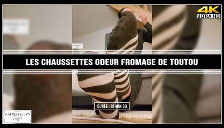 Les chaussettes odeur fromage de toutou 4K