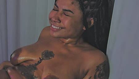Ebony natural tits, having a strong squirting and can't hold the pleasure