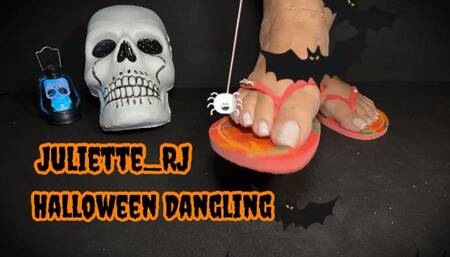 Juliette_RJ Halloween Sexy Dangling - FOOT FETISH - DANGLING - MULES - FLIP FLOPS