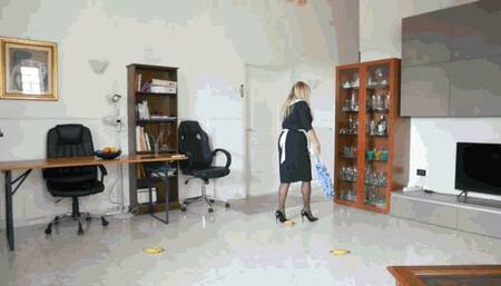 Maid Adventures Part 1 Maid on bananas AVI (1920x1080) FHD