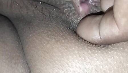 Today Sister-in-law's Ass Was Hit for the First Time by Applying Oil