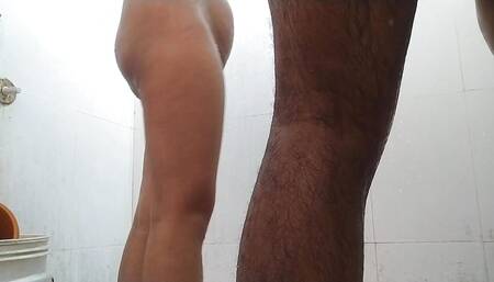 Hindi Stepsister Fucked While Bathing in the Bathroom