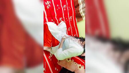 Kolkata College Girl Fingering Medium Size Pussy