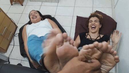 Little Fox and Susu 4 soles up to tickling