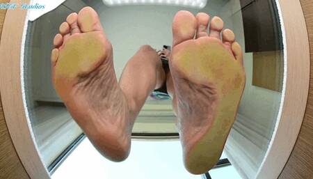 Miss Jasmine Unaware GIANTESS POV, barefoot SQUASH! Pt 3 - MP4