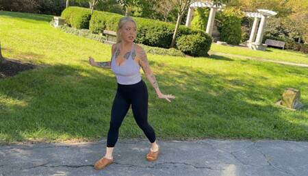 Bettie Frozen in the Park 4K