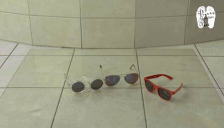 Sun glasses under stiletto mules