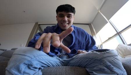 Devz - Hands (POV hand adventure)