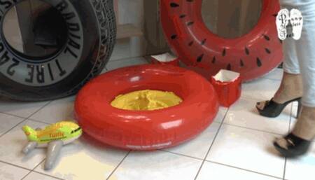 Inflatables for Christins strong feet