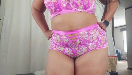 Floral Lingerie Try-On: Sensual & Stunning