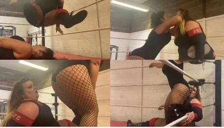 Bbw vs giantess (ass kissing, lifting suplexs and ass smothers)