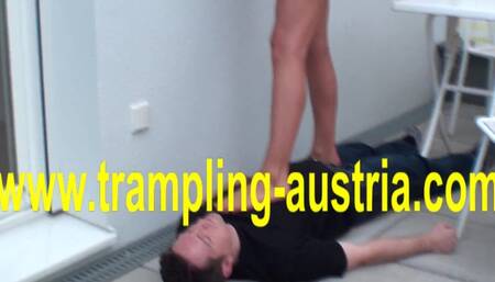 Princess Paris and Lady's feet video by Trampling Austria