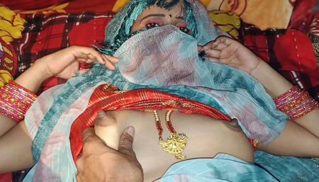 Beautiful Indian Bhabhi Night Fucking Full Hindi Video