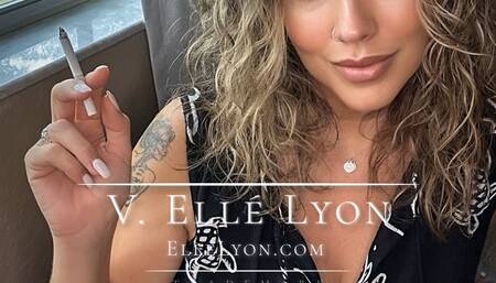 Elle Lyon Short Stories While She Smokes - Sex Food