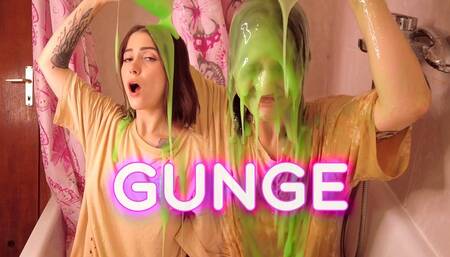 THICK gunge time in my t-shirt