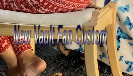 Goddess Gabbie21 Vault Fan Christmas Custom Unaware to Aware Sitting on Ex-Charlie (side view)